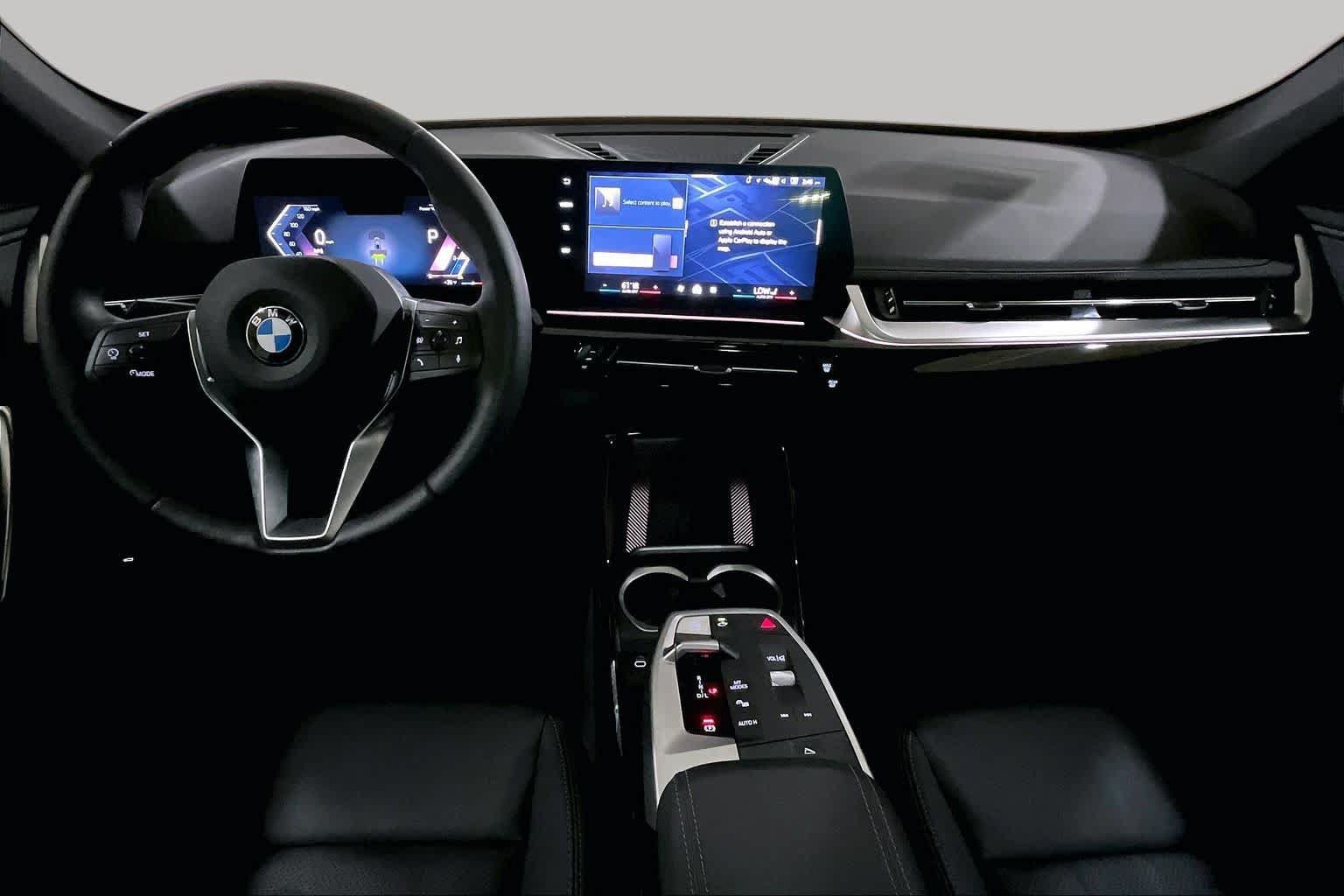 Used 2025 BMW X1 xDrive28i AWD/4WD image 16