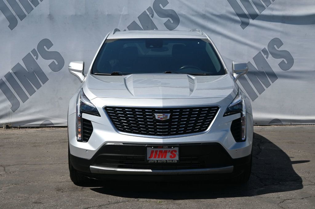 Used 2022 Cadillac XT4 Premium Luxury w/ Safety Alert Package image 2