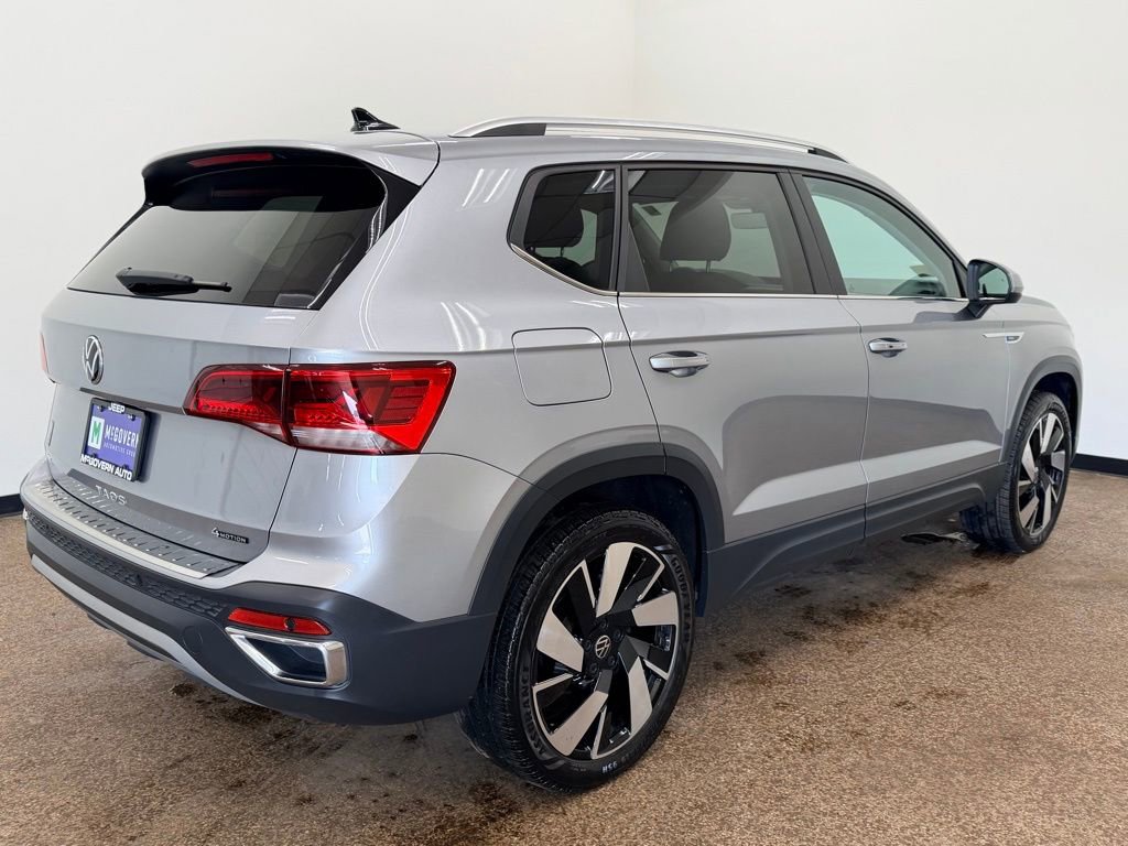 Used 2023 Volkswagen Taos SEL AWD/4WD image 7