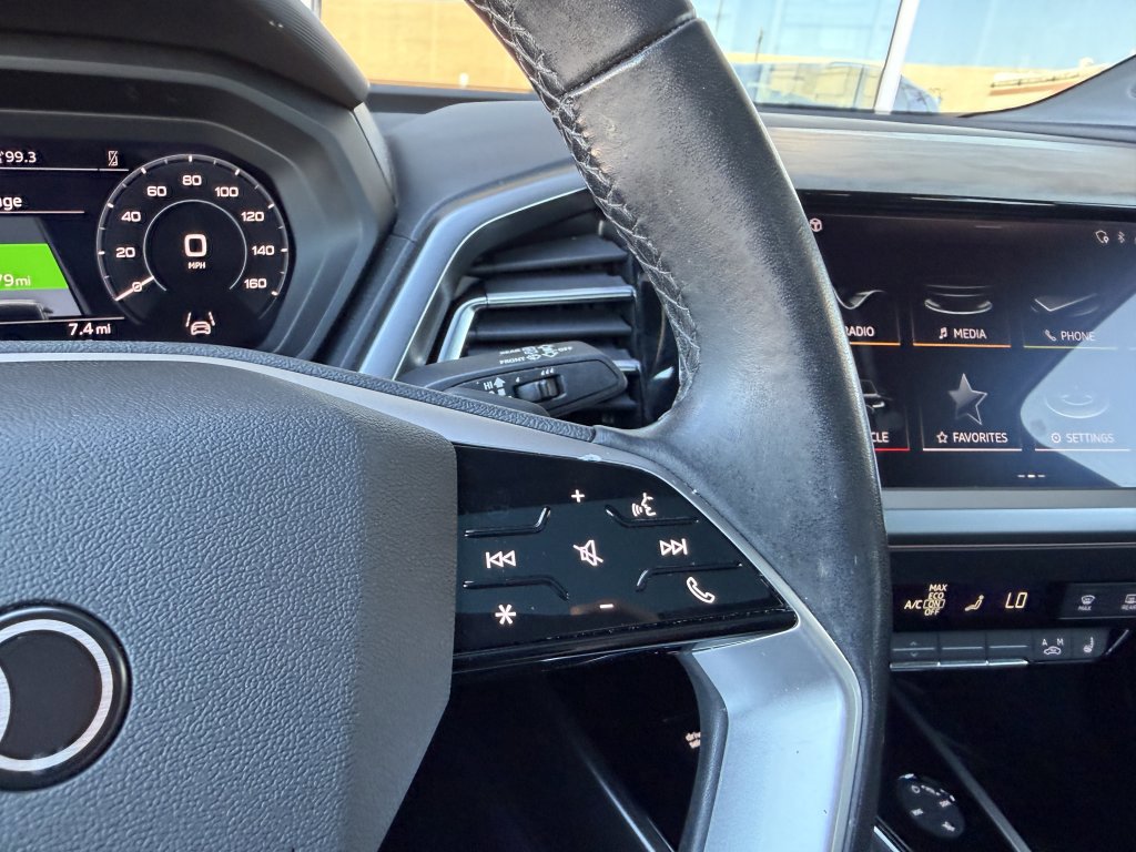 Used 2024 Audi Q4 e-tron Premium w/ Convenience Package image 31