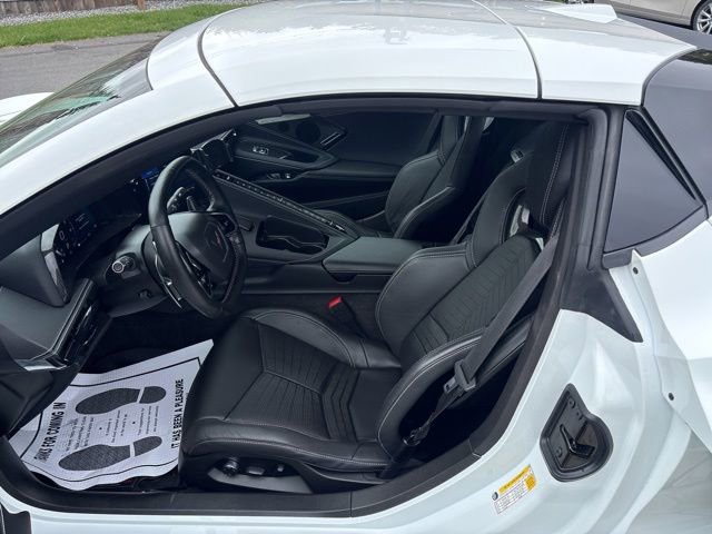 Used 2023 Chevrolet Corvette Stingray Preferred Conv w/ Z51 Performance Package RWD image 9