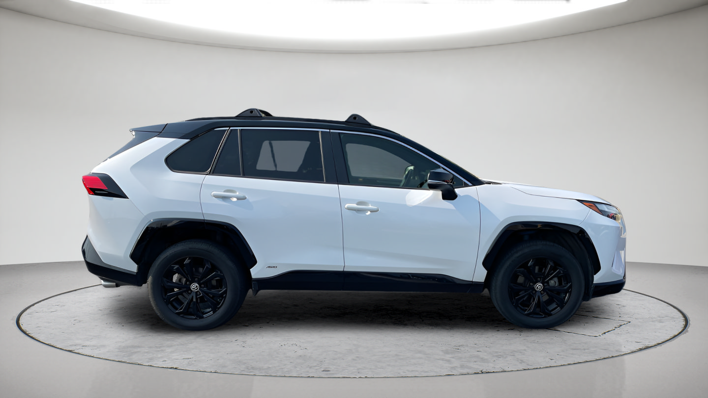 Certified 2023 Toyota RAV4 XSE w/ XSE Grade Weather Package AWD/4WD image 8