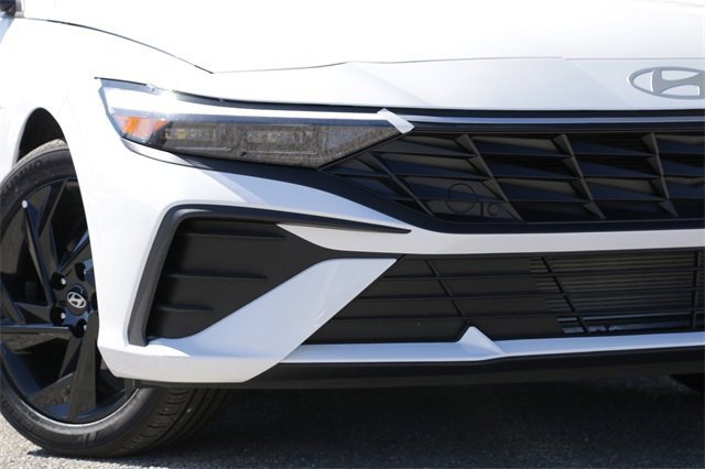 Certified 2026 Hyundai Elantra Sport image 3