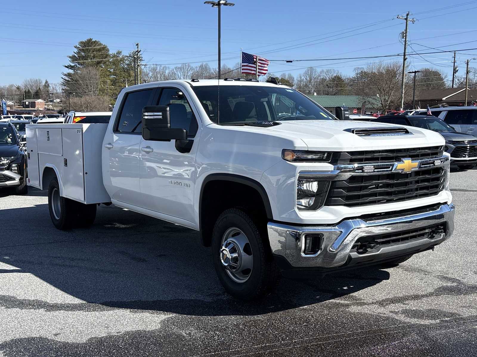 New 2025 Chevrolet Silverado 3500 LT w/ Convenience Package AWD/4WD image 2