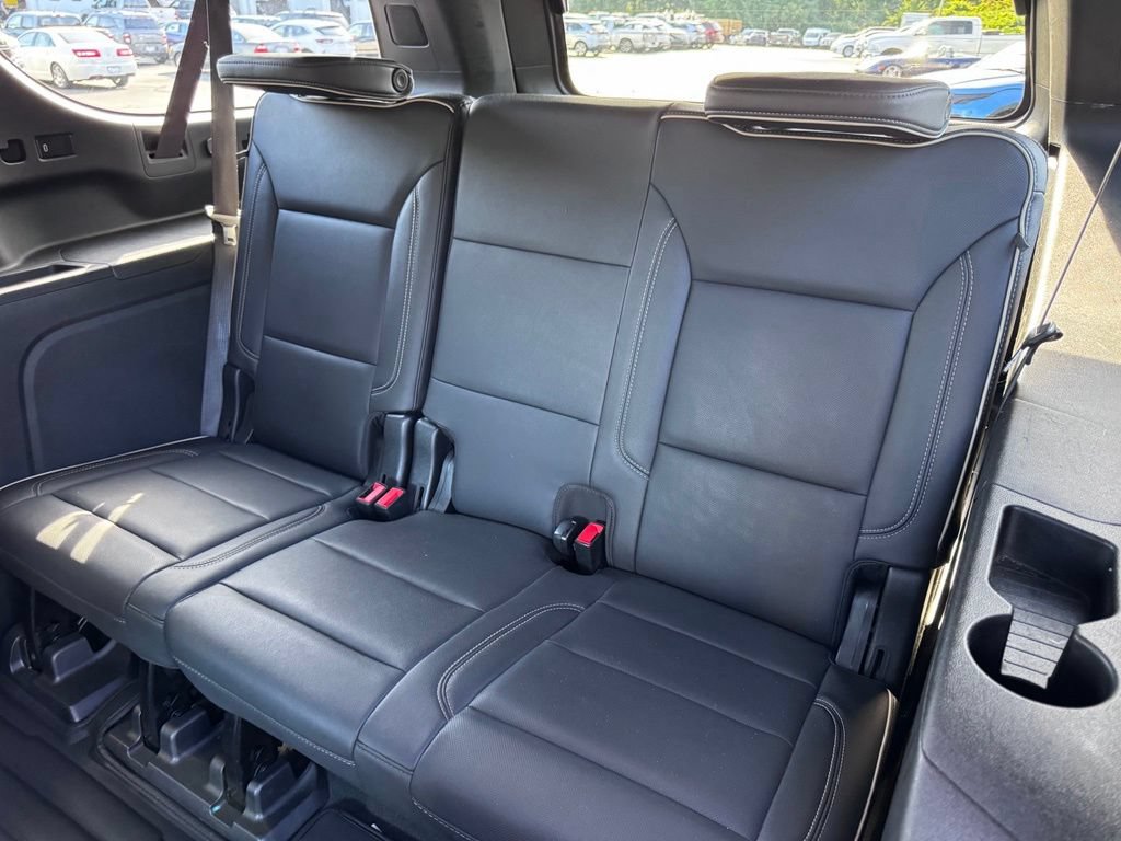 Used 2021 Chevrolet Suburban Premier AWD/4WD image 33