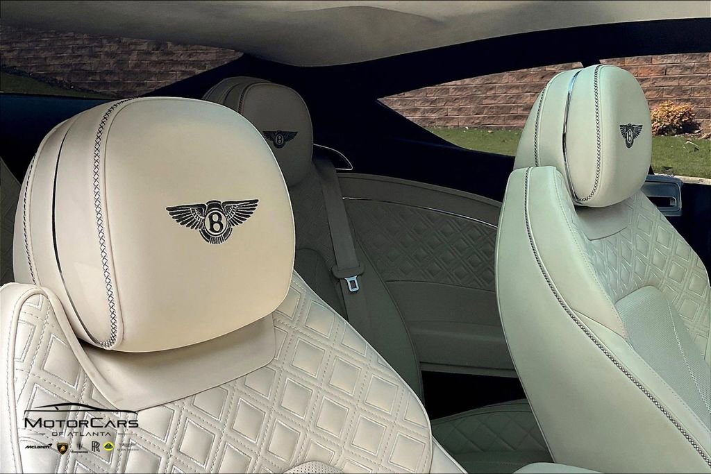 Used 2021 Bentley Continental GT image 29