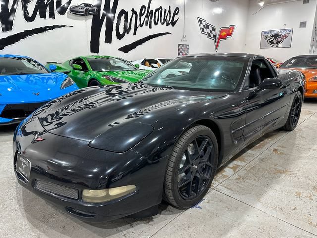 Used 2002 Chevrolet Corvette Coupe w/ Preferred Equipment Group2 RWD image 17