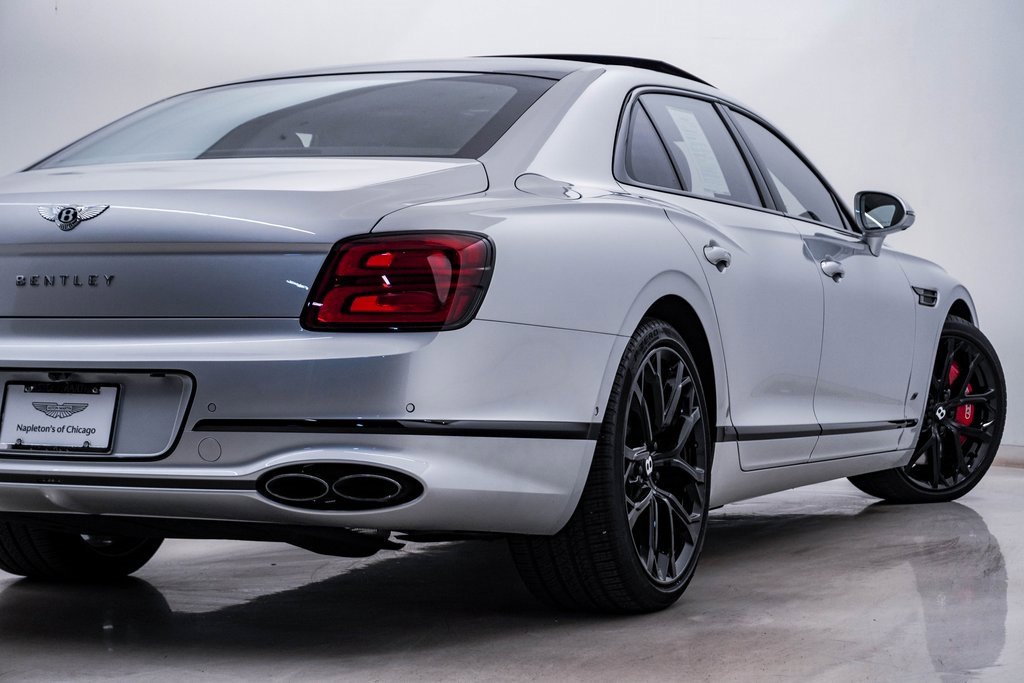 Used 2023 Bentley Flying Spur S V8 image 10