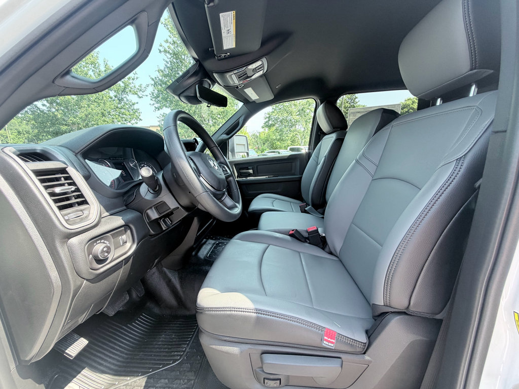 New 2026 RAM 3500 Tradesman AWD/4WD image 19