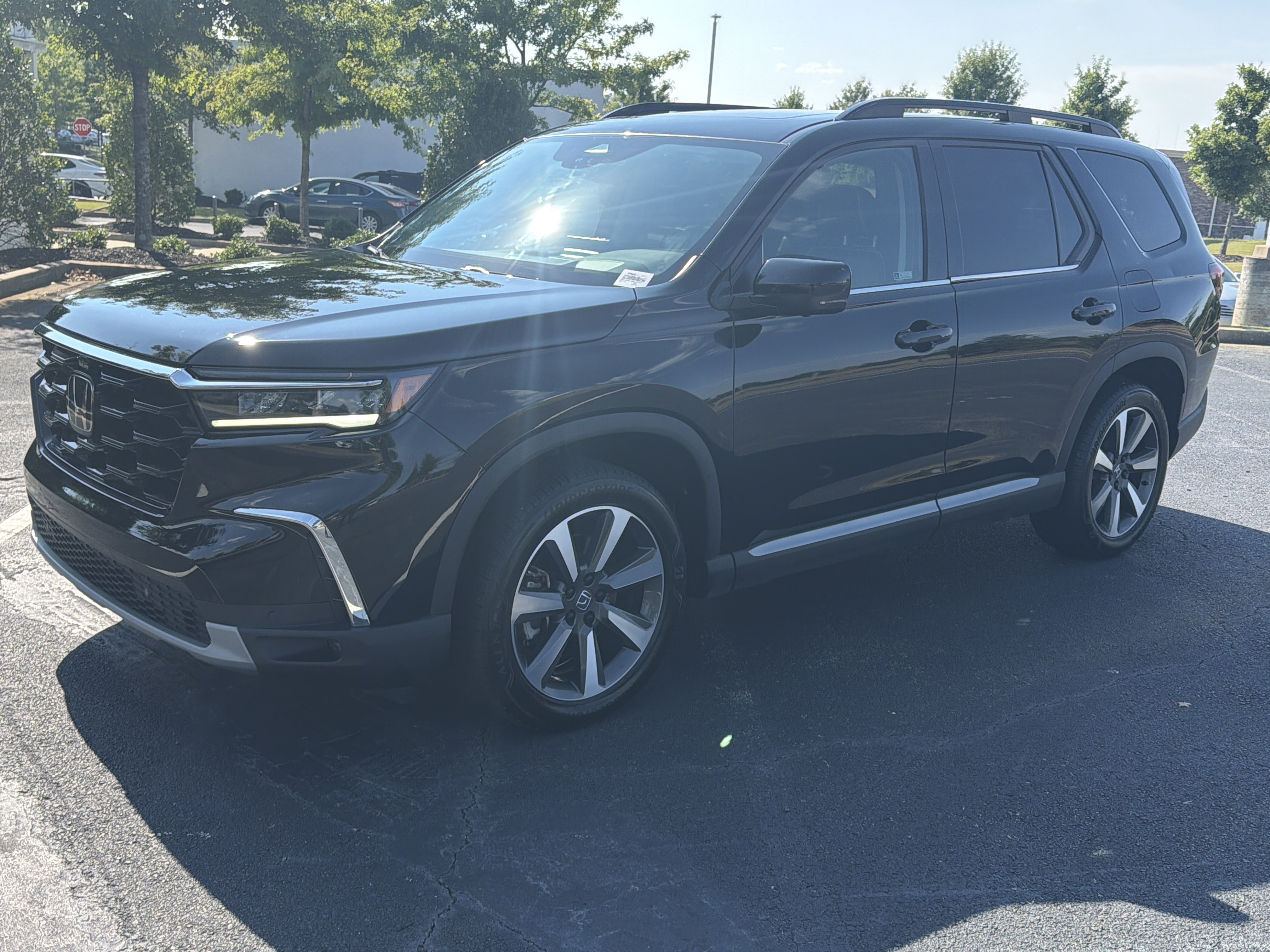 Certified 2024 Honda Pilot Elite image 5