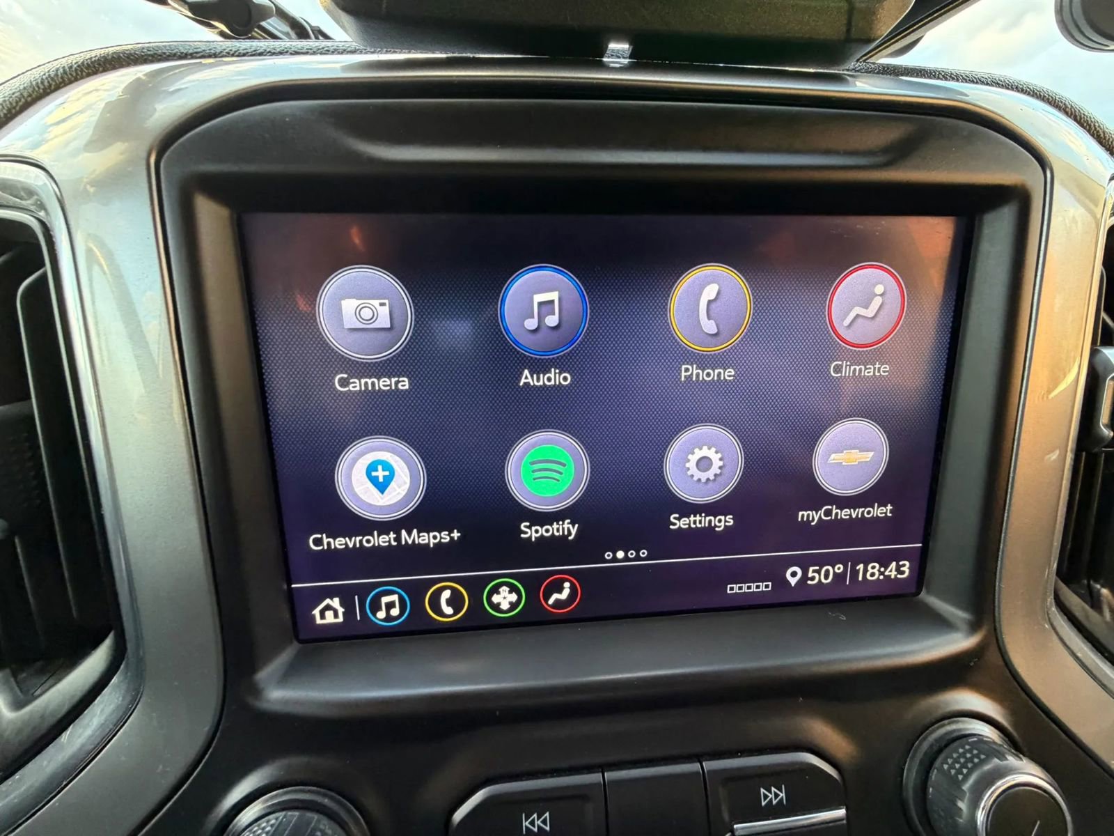 Used 2020 Chevrolet Silverado 1500 LT w/ All-Star Edition image 35