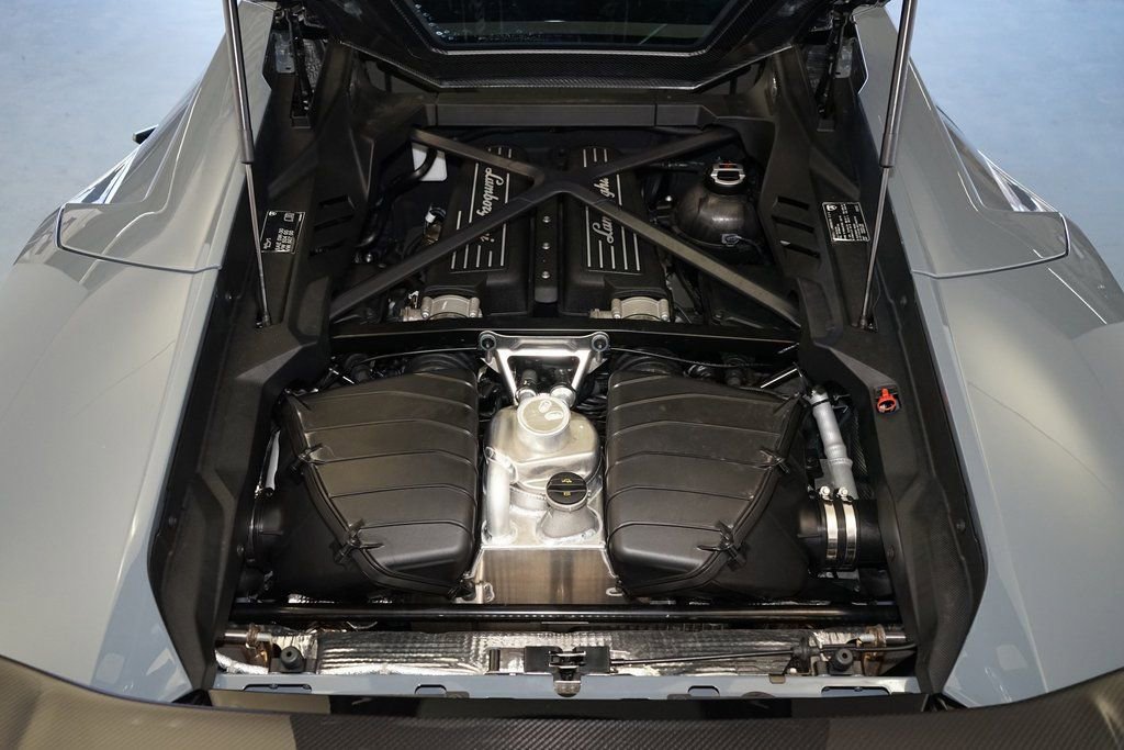 Used 2024 Lamborghini Huracan Tecnica image 29
