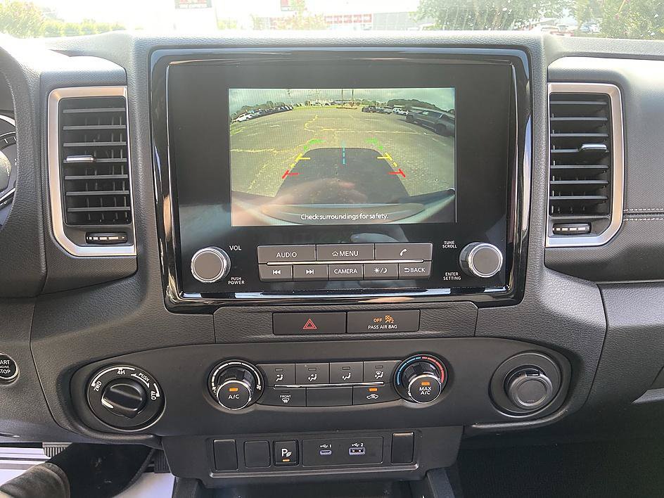 Used 2023 Nissan Frontier SV w/ Technology Package AWD/4WD image 4