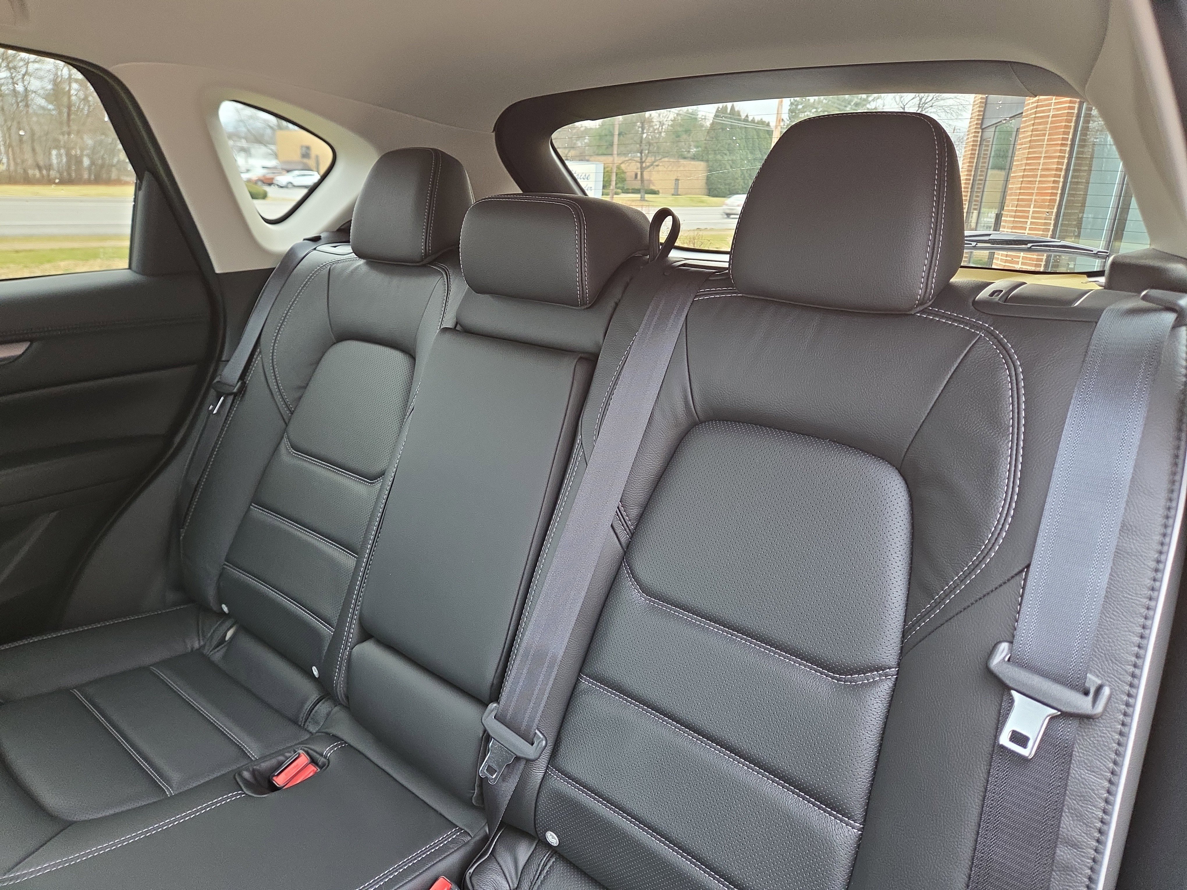 New 2025 MAZDA CX-5 AWD 2.5 S w/ Preferred Package image 13