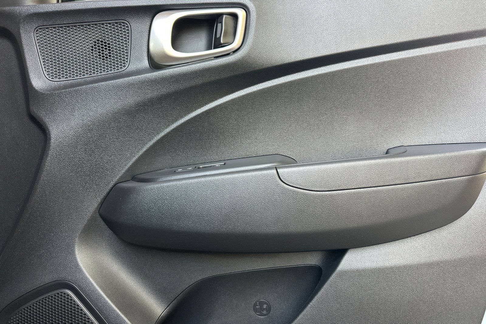 Certified 2026 Hyundai Venue SE FWD image 22