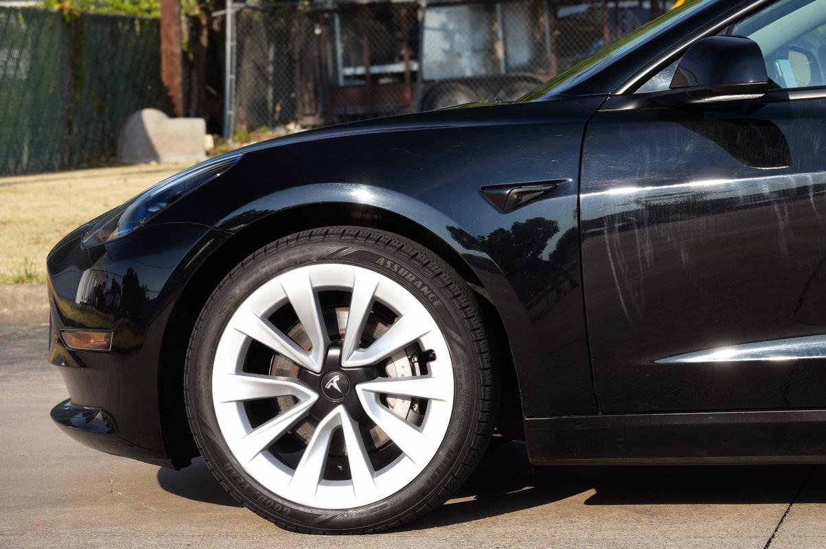 Used 2023 Tesla Model 3 Standard Range RWD image 25