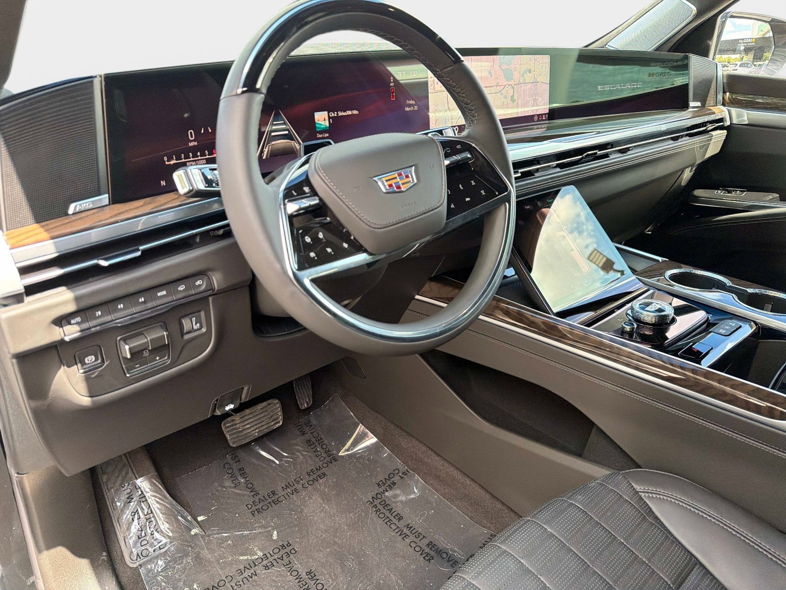 Used 2026 Cadillac Escalade ESV Platinum Sport w/ LPO, ONYX Package image 44