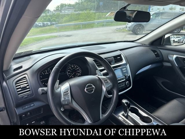 Used 2018 Nissan Altima 2.5 SR FWD image 2