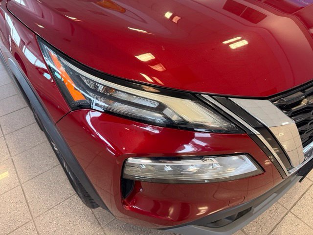 Used 2021 Nissan Rogue SV AWD/4WD image 10