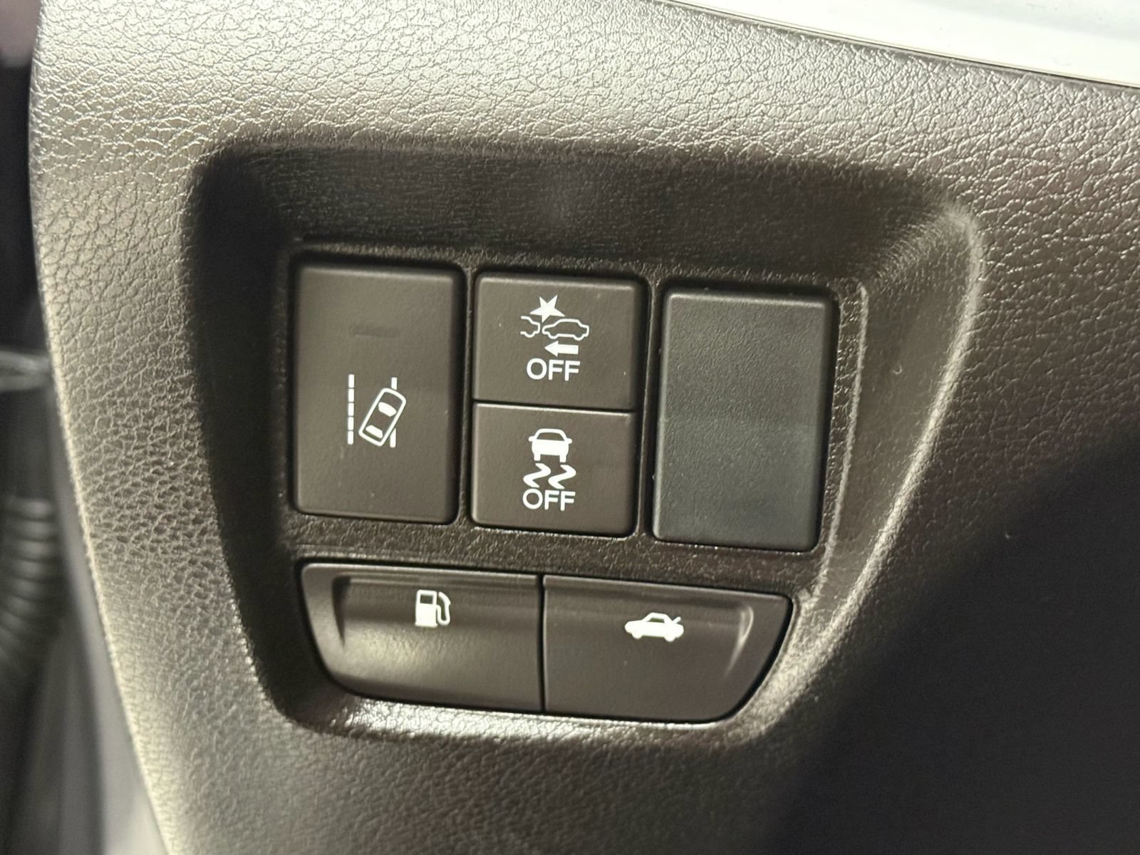 Used 2018 Acura TLX w/ Technology Package FWD image 26