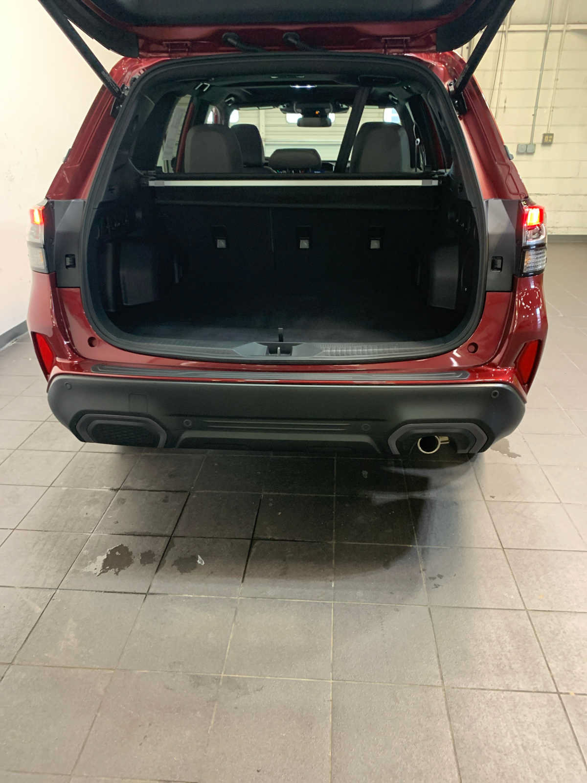 Used 2025 Subaru Forester Limited AWD/4WD image 10