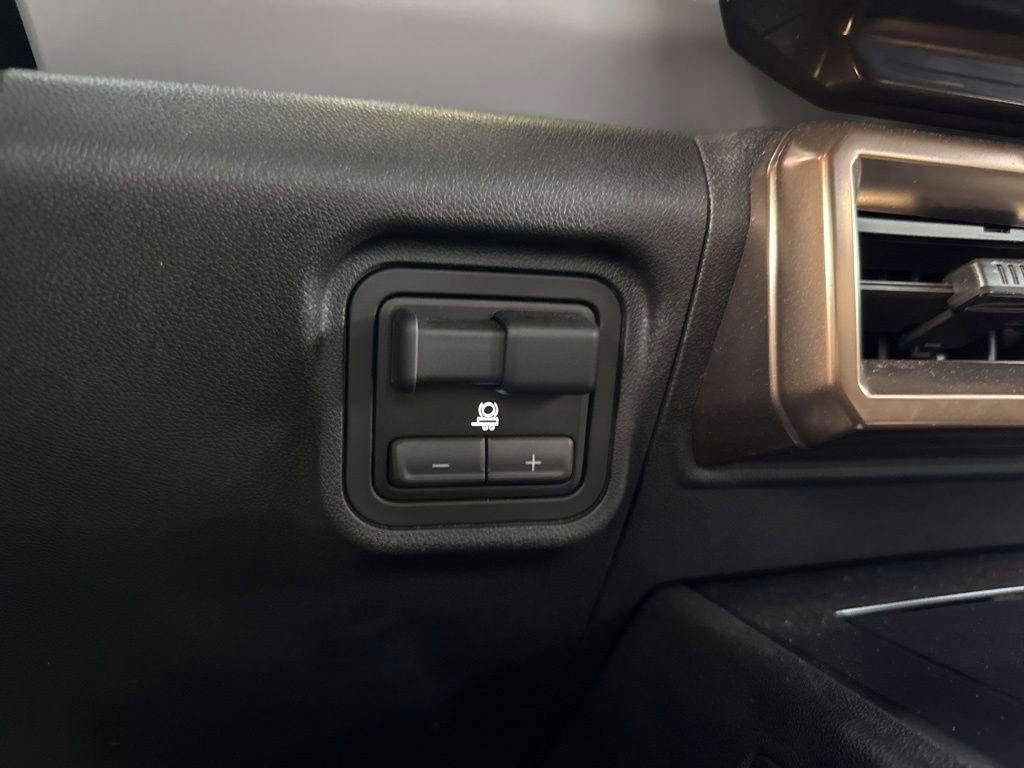 Used 2025 GMC Hummer EV 3X w/ LPO, Dark Essentials Package AWD/4WD image 46