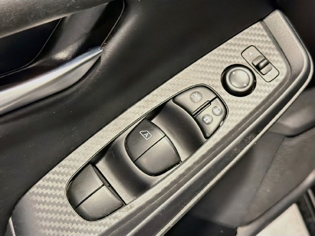 Used 2023 Nissan Sentra SV w/ All-Weather Package FWD image 17