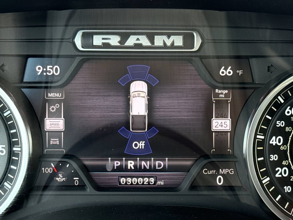 Used 2023 RAM 1500 Laramie AWD/4WD image 30