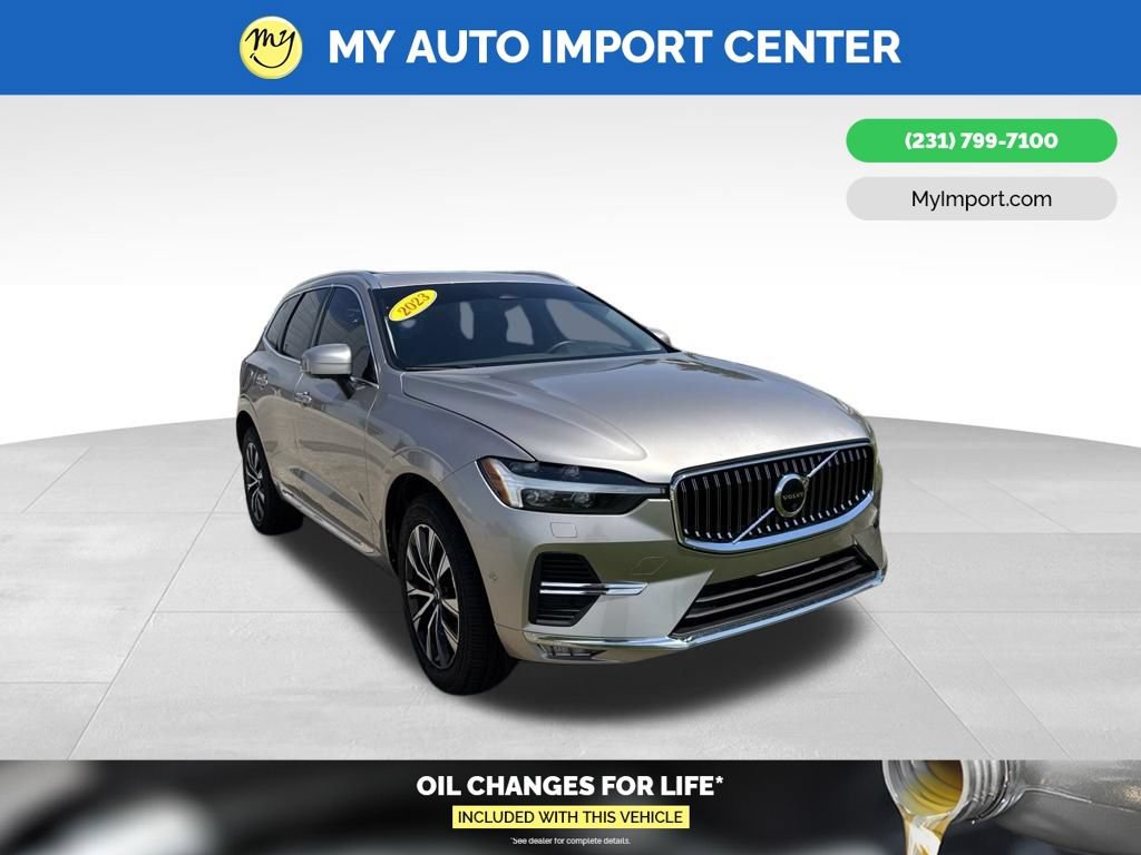 Used 2023 Volvo XC60 B5 Plus AWD/4WD image 1