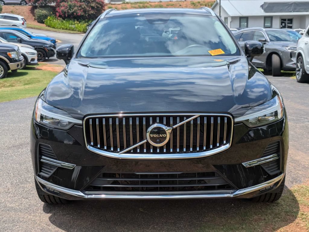 Used 2023 Volvo XC60 B5 Plus w/ Climate Package AWD/4WD image 9