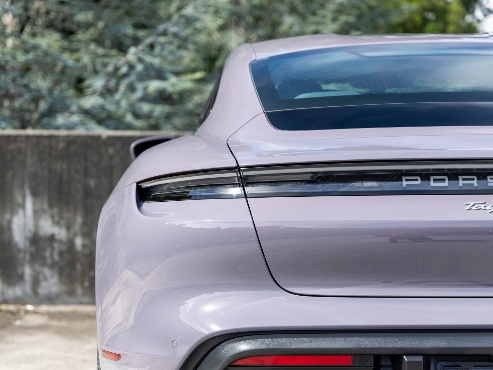 Certified 2025 Porsche Taycan image 21