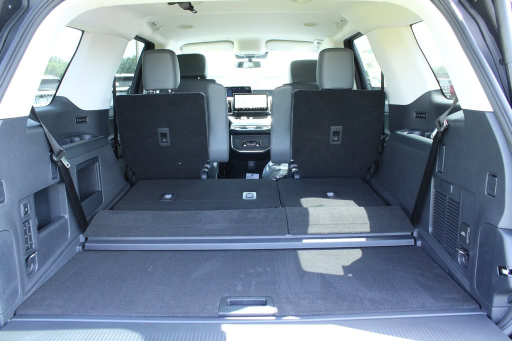 New 2027 Ford Expedition Active AWD/4WD image 15