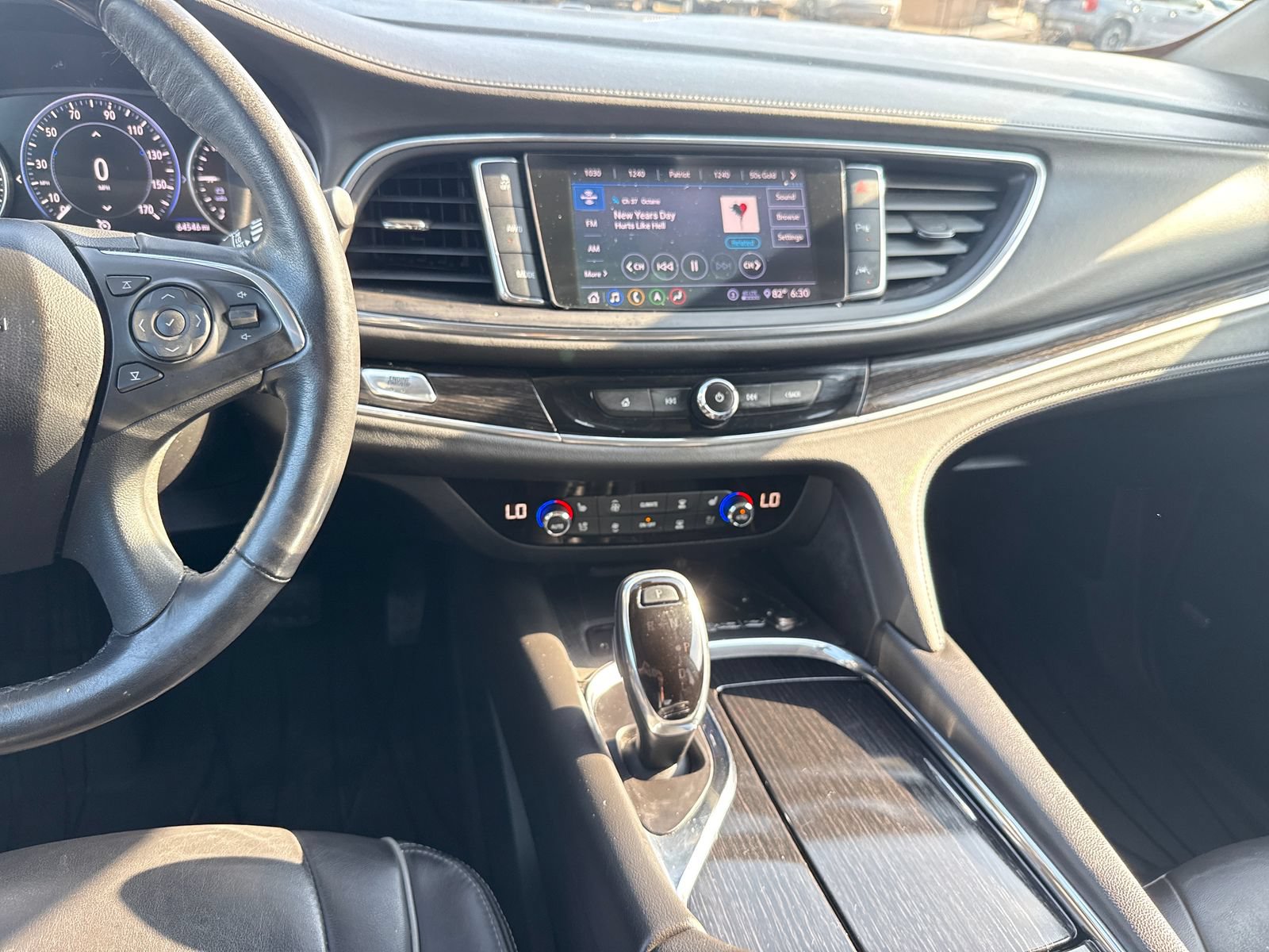 Used 2020 Buick Enclave Avenir w/ Avenir Technology Package AWD/4WD image 22