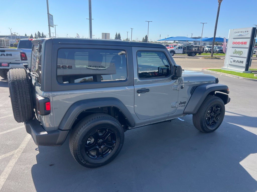 Used 2021 Jeep Wrangler Sport AWD/4WD image 10