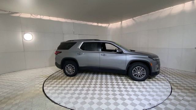Used 2023 Chevrolet Traverse LT image 4
