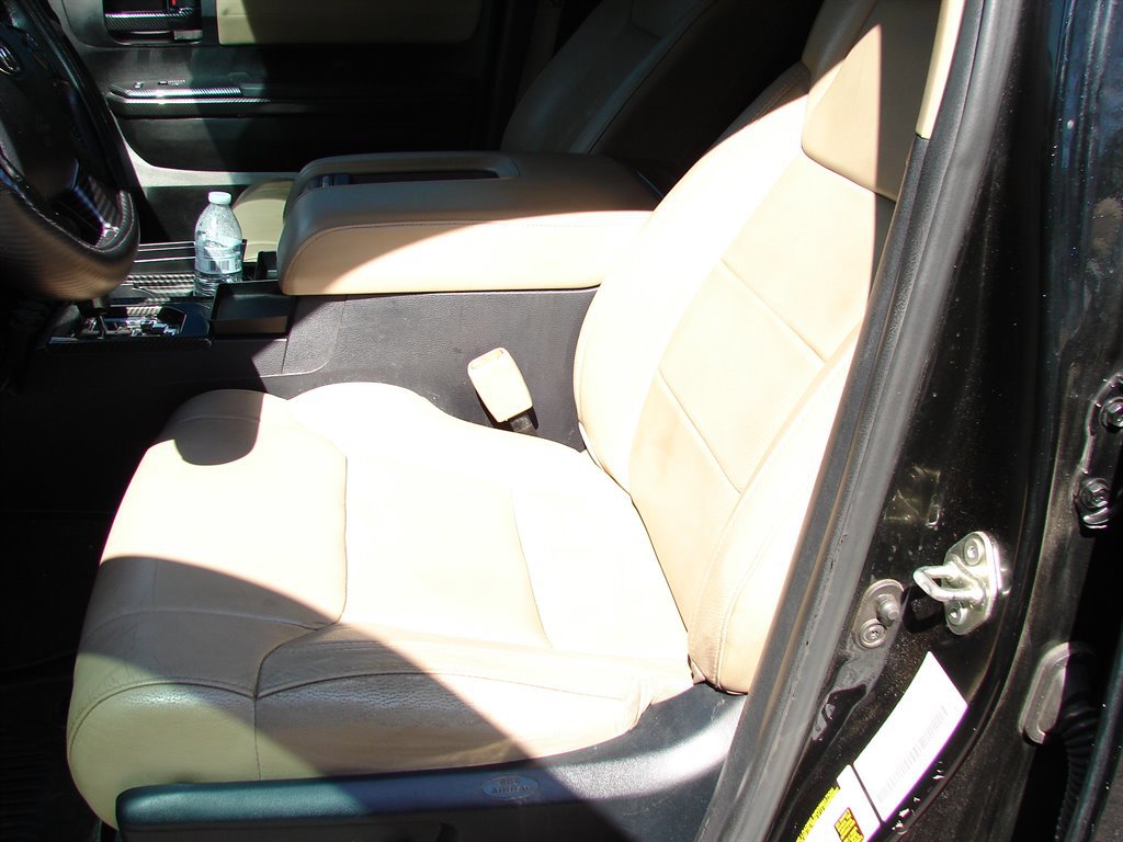 Used 2017 Toyota Tundra Limited image 6