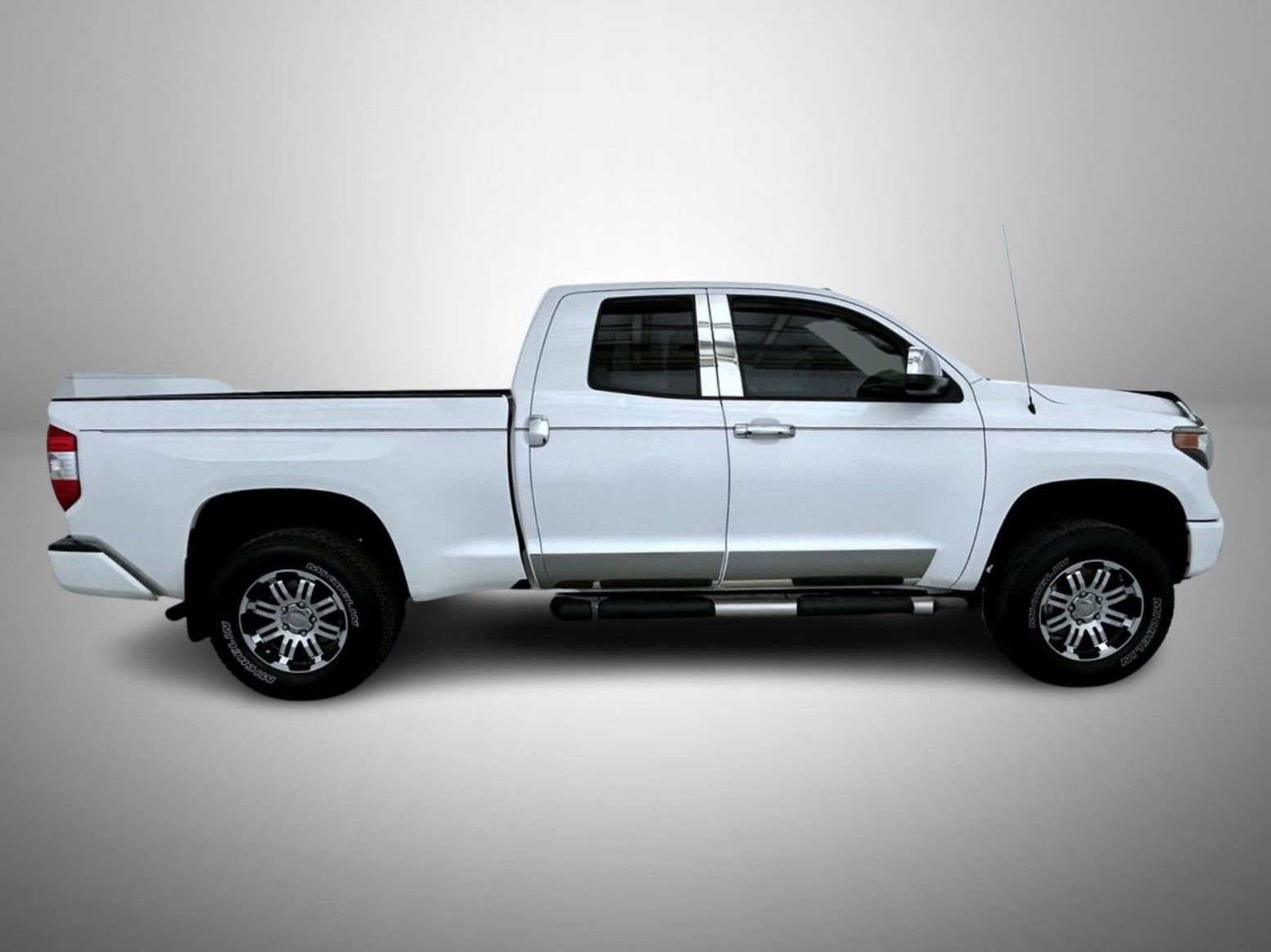 Used 2019 Toyota Tundra SR5 image 4