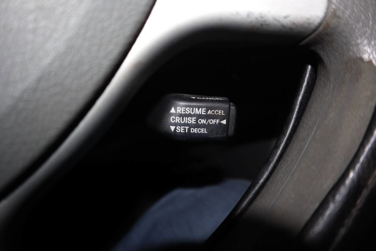 Used 2010 Dodge Grand Caravan SE w/ Climate Group image 38