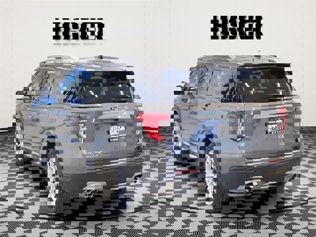 Used 2022 Ford Explorer Platinum w/ Equipment Group 601A image 5