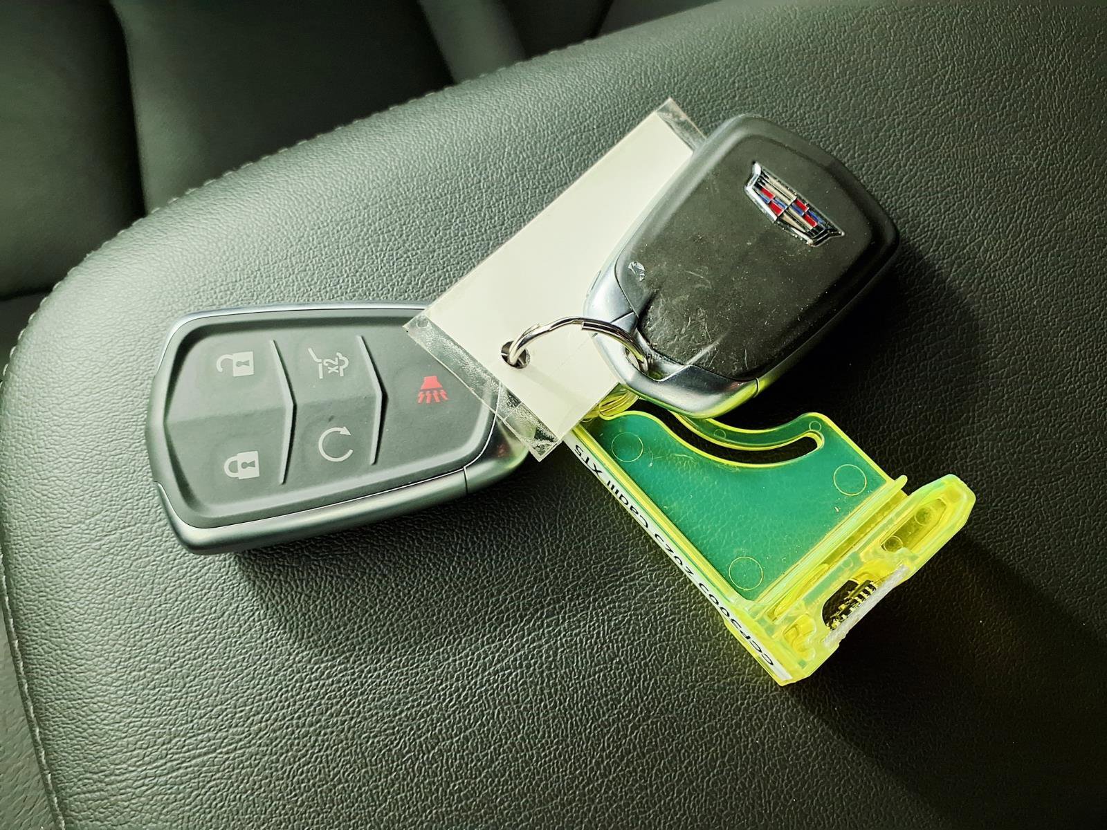 Certified 2023 Cadillac XT5 Premium Luxury w/ LPO, Floor Liner Package FWD image 24