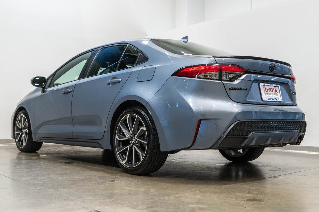 Used 2020 Toyota Corolla XSE FWD image 7