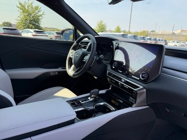 Used 2024 Lexus RX 350 Premium w/ Convenience Package FWD image 18