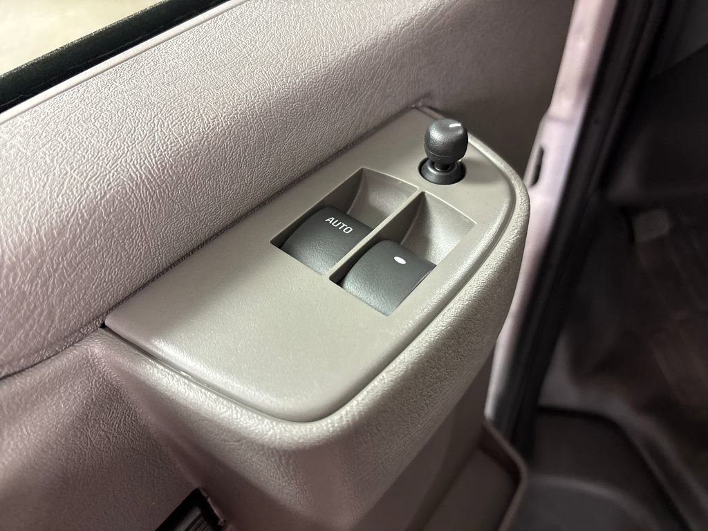 New 2026 GMC Savana 2500 RWD image 25