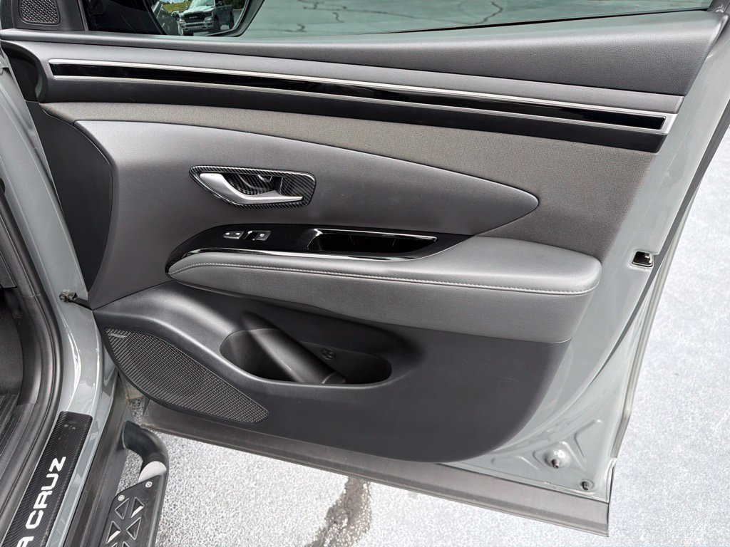 Used 2022 Hyundai Santa Cruz Limited AWD/4WD image 26