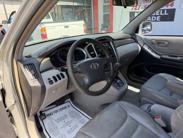 Used 2001 Toyota Highlander Limited FWD image 10
