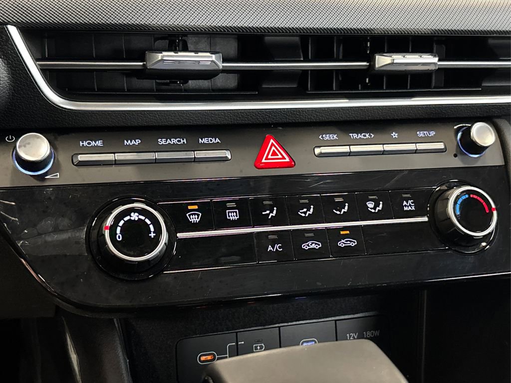 Certified 2025 Hyundai Sonata SE image 28