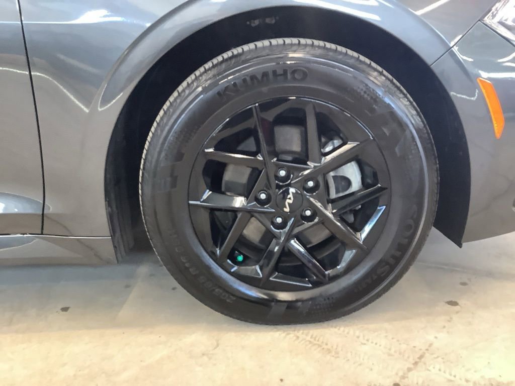 Certified 2025 Kia K5 LXS FWD image 26