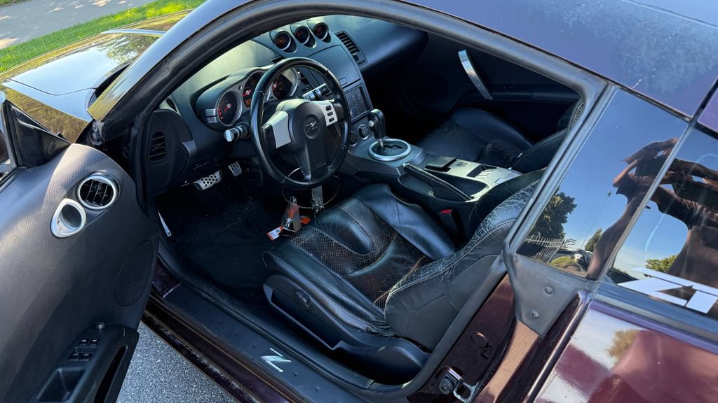 Used 2003 Nissan 350Z Touring RWD image 2