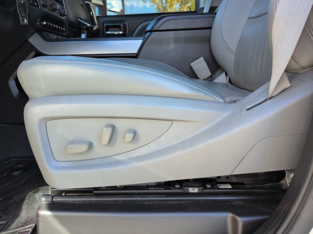 Used 2015 Chevrolet Silverado 2500 LTZ w/ Duramax Plus Package AWD/4WD image 20