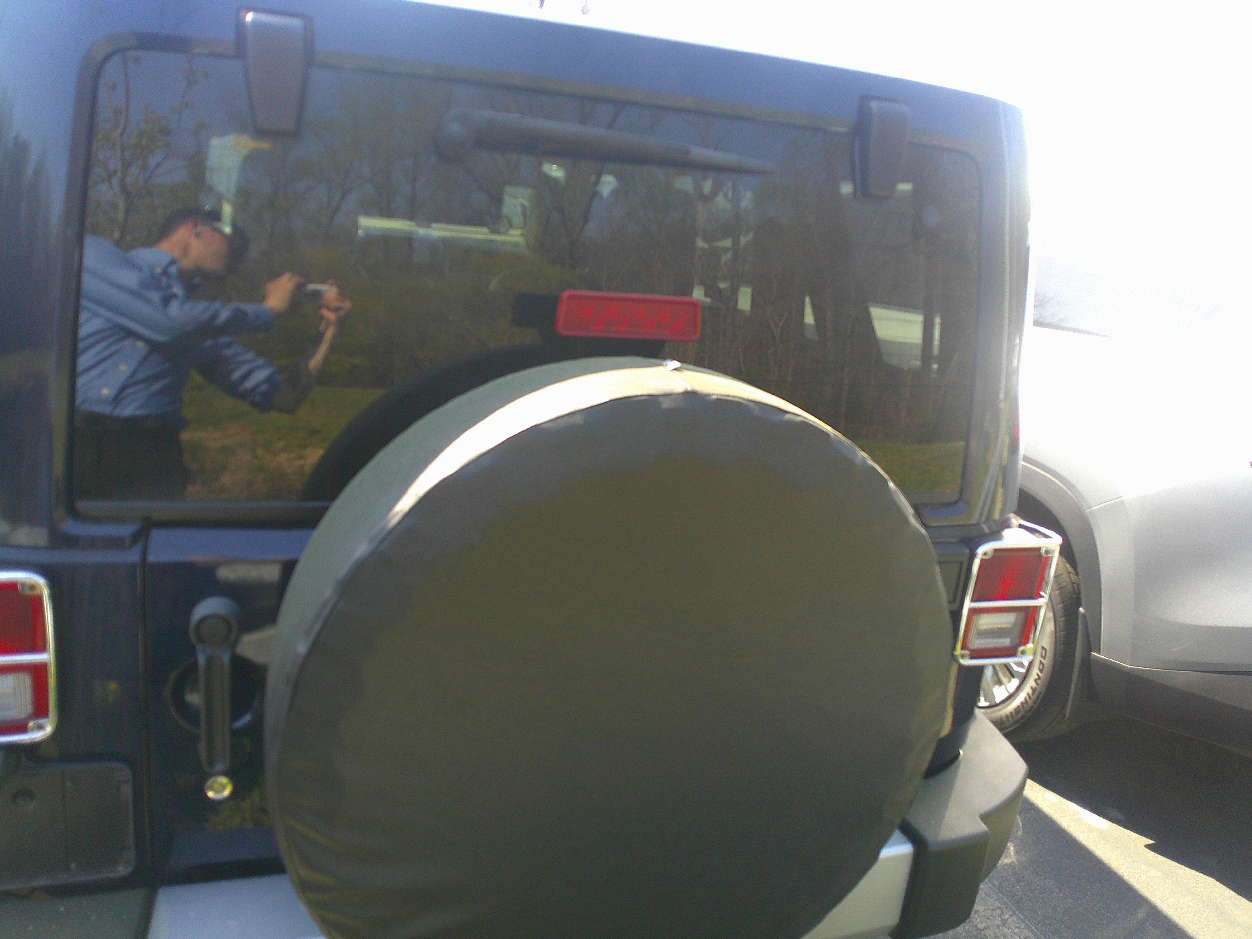 Used 2013 Jeep Wrangler Unlimited Sahara w/ Mopar Chrome Edition Group image 7